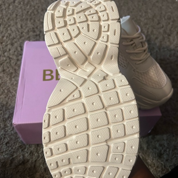 Fashion nova|  Chaya Sneakers -beige - Picture 6 of 6